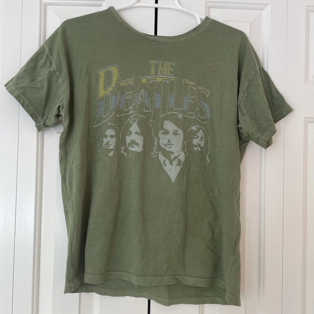 VINTAGE AMERICAN EAGLE BEATLES GRAPHIC TEE